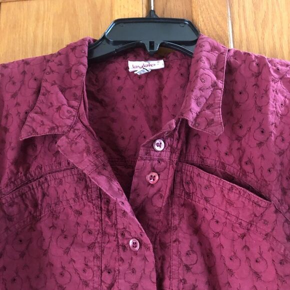 Byblos Vintage Collared Embroidered Eyelet Cotton Button Up Top Size 8 Feminine - Picture 3 of 15